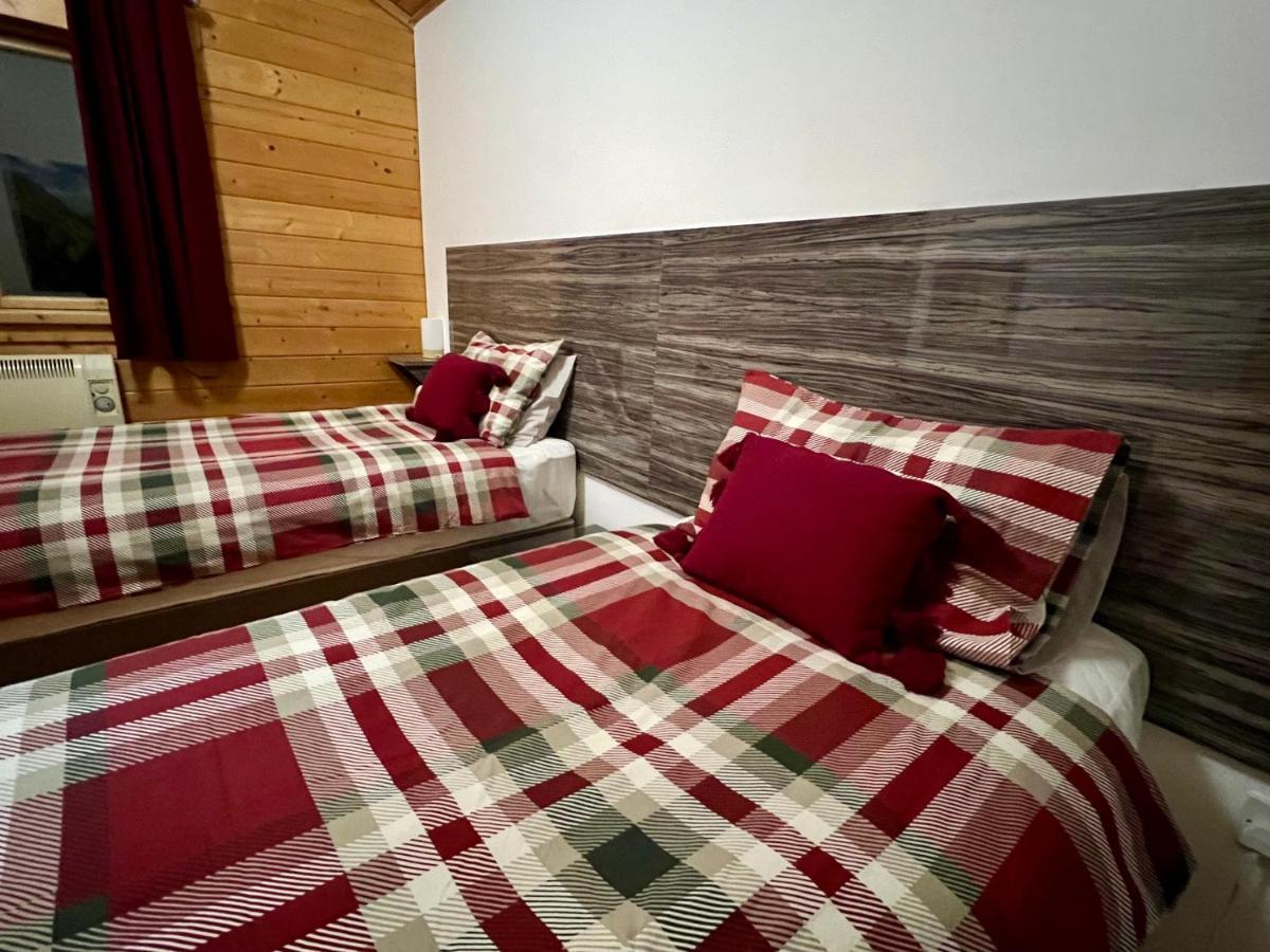 Tufty Lodge, Lake Pochard Lodge 9 South Cerney Zewnętrze zdjęcie