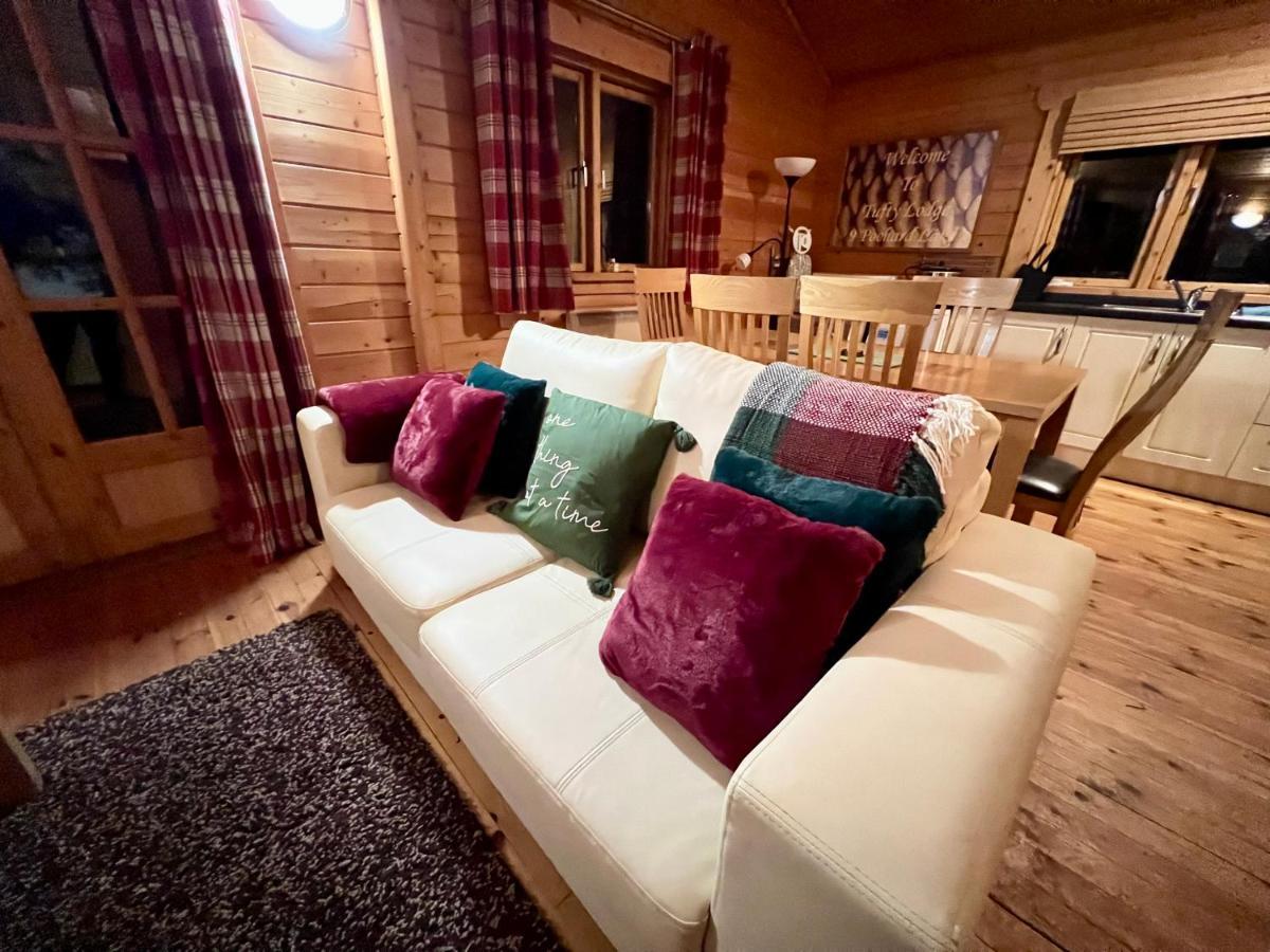 Tufty Lodge, Lake Pochard Lodge 9 South Cerney Zewnętrze zdjęcie