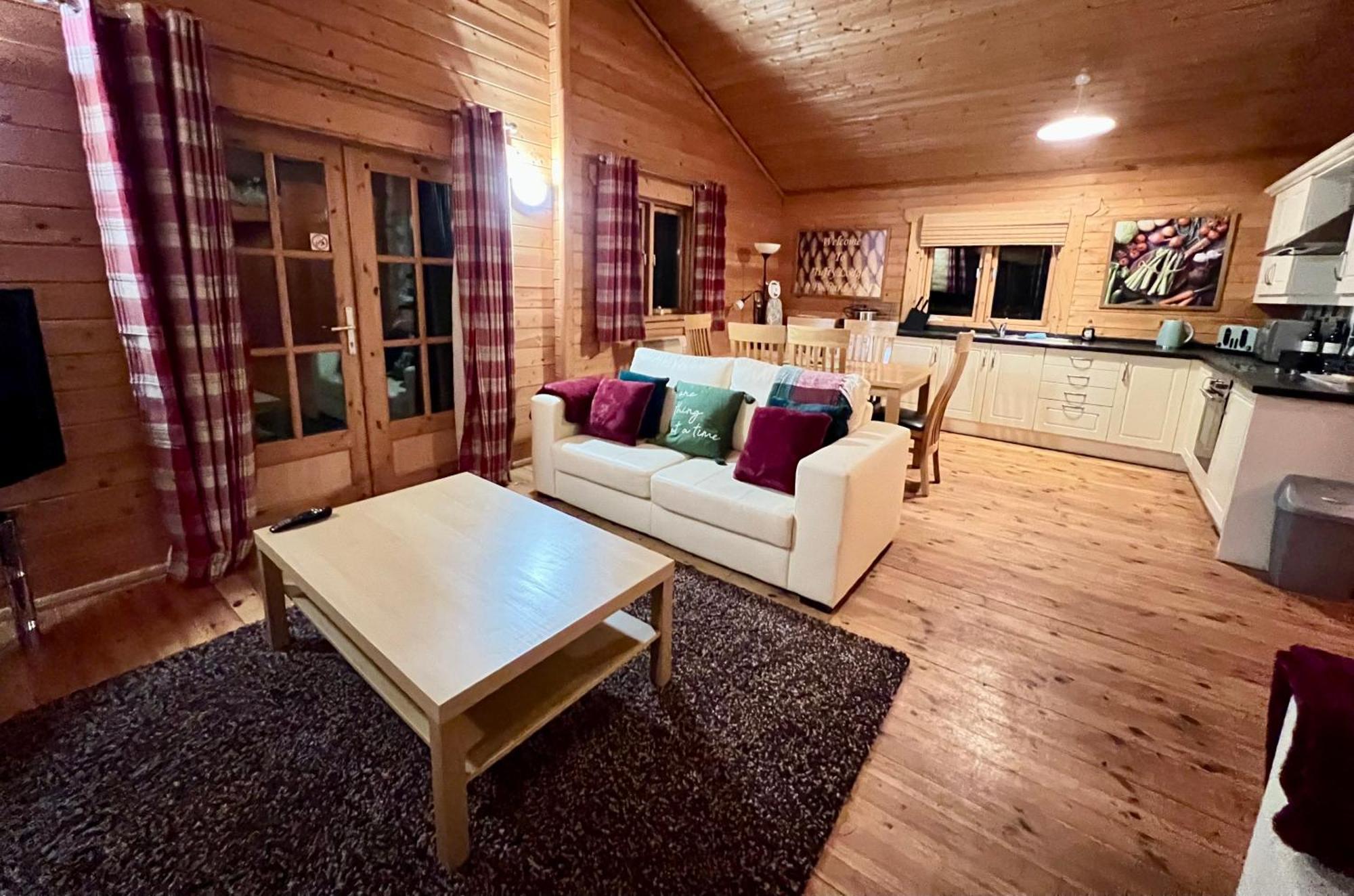 Tufty Lodge, Lake Pochard Lodge 9 South Cerney Zewnętrze zdjęcie